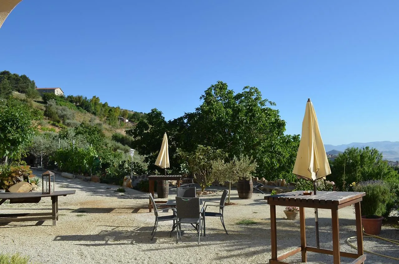 Villa Della Mimosa Alia Bed and Breakfast